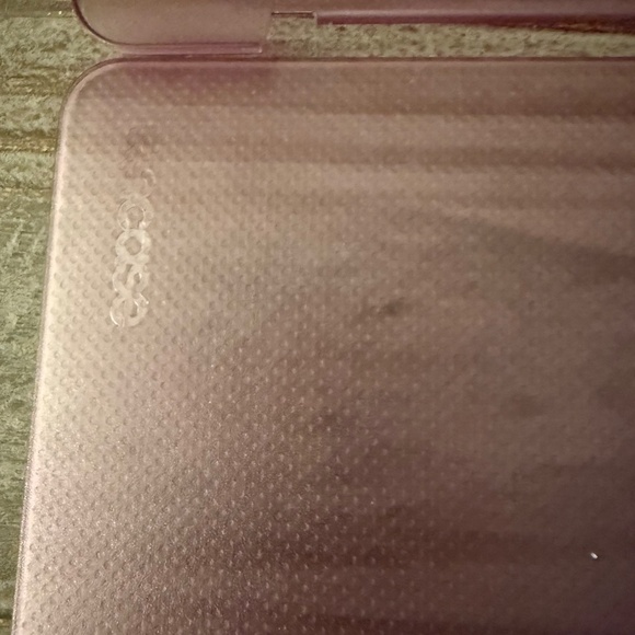 MacBook Pro 13" Intel 2020  2 COVER ACCESSORY BUNDLE - Picture 4 of 11